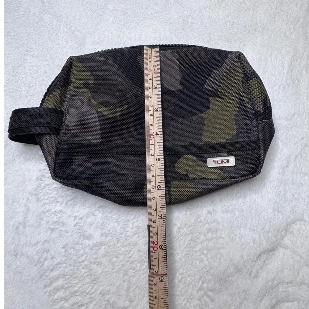 TUMI Mens Camo Ballistic Nylon Travel Toiletry Dopp Kit Accessory Bag